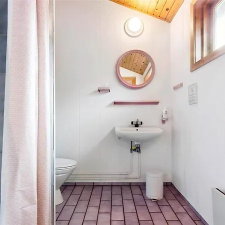 4720-ronne-stampen-vej-2-hus-18 * 伦讷